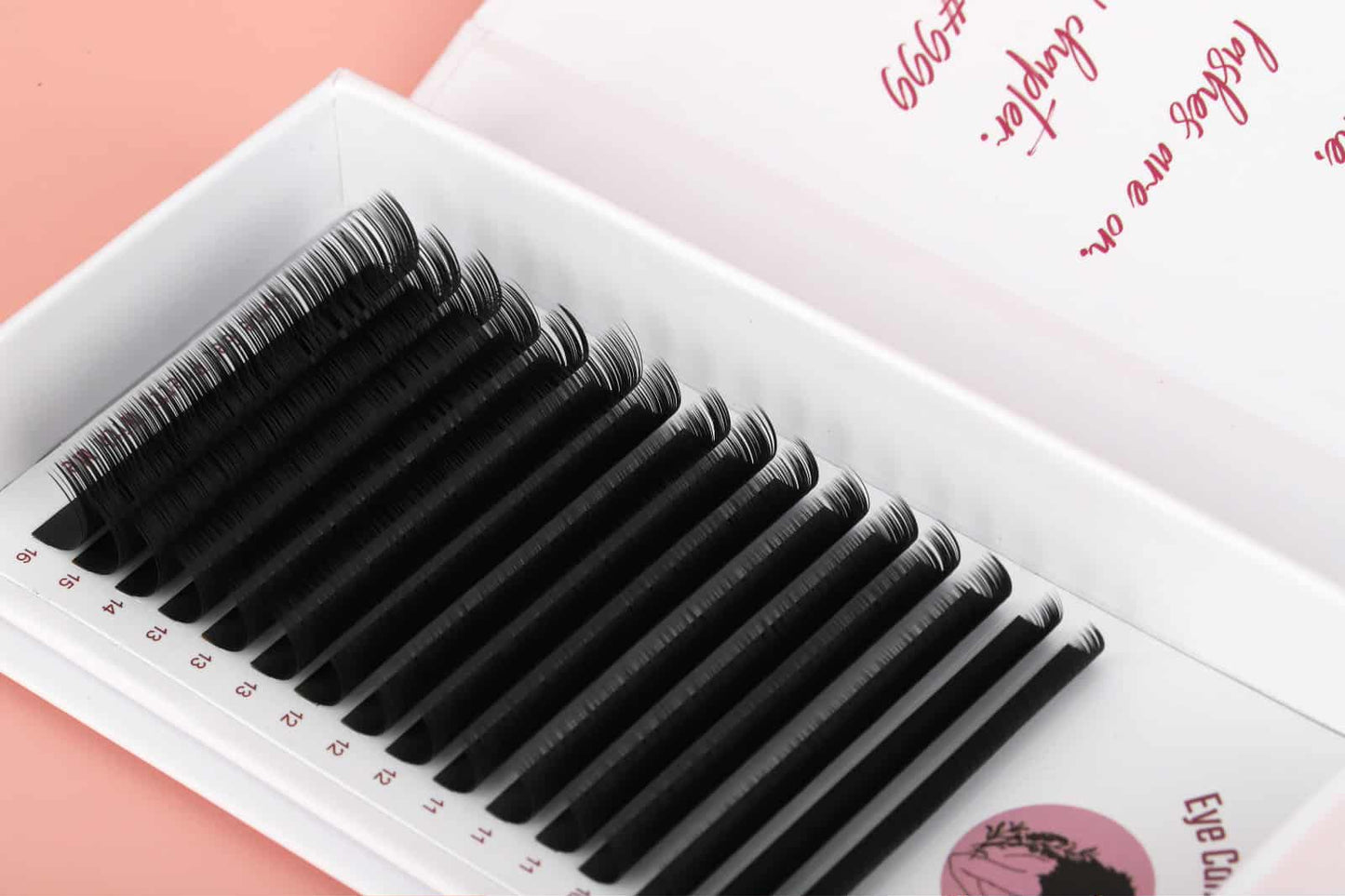 Cashmere kiss 777 Volume Lashes 0.03 CC Trays
